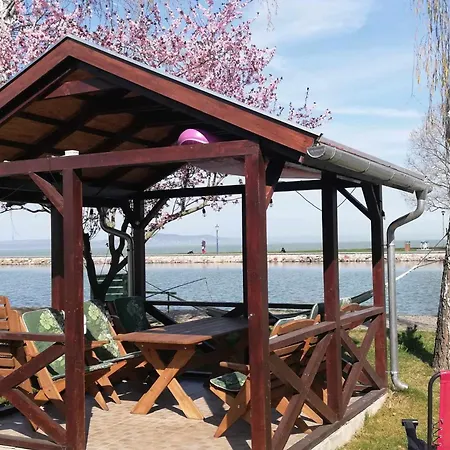 Haz A Szigeten Σπίτι διακοπών Fonyód