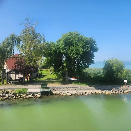 Haz A Szigeten Feriehus *